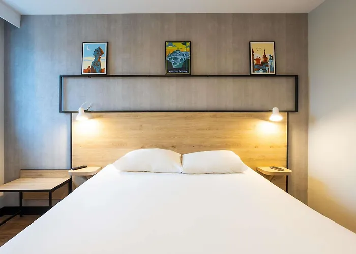 ホテル Ibis Angouleme Nord シャンプニエ