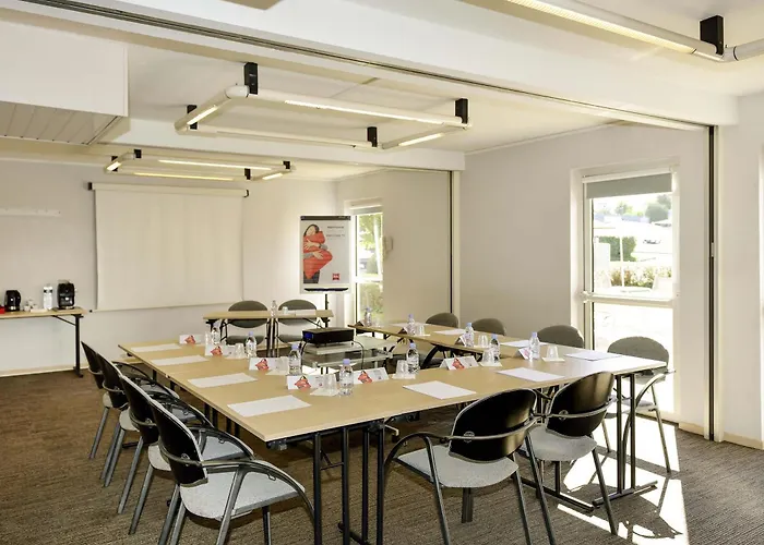 Отель Ibis Angouleme Nord Champniers (Charente)